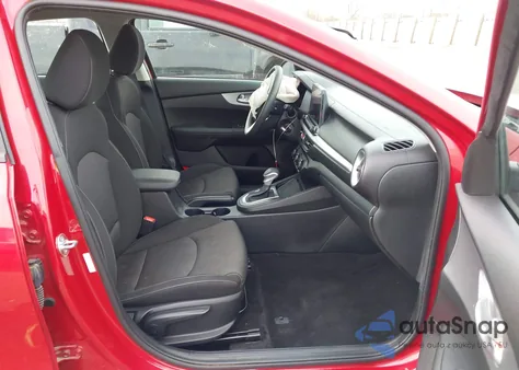 2023 Kia Forte Lxs z USA, uszkodzony, nr VIN 3KPF24AD2PE691966